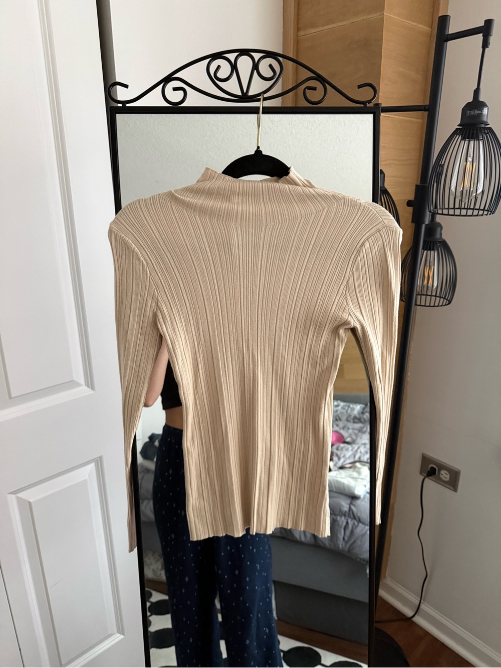 Beige Ribbed Long-Sleeve Women's Sweater
